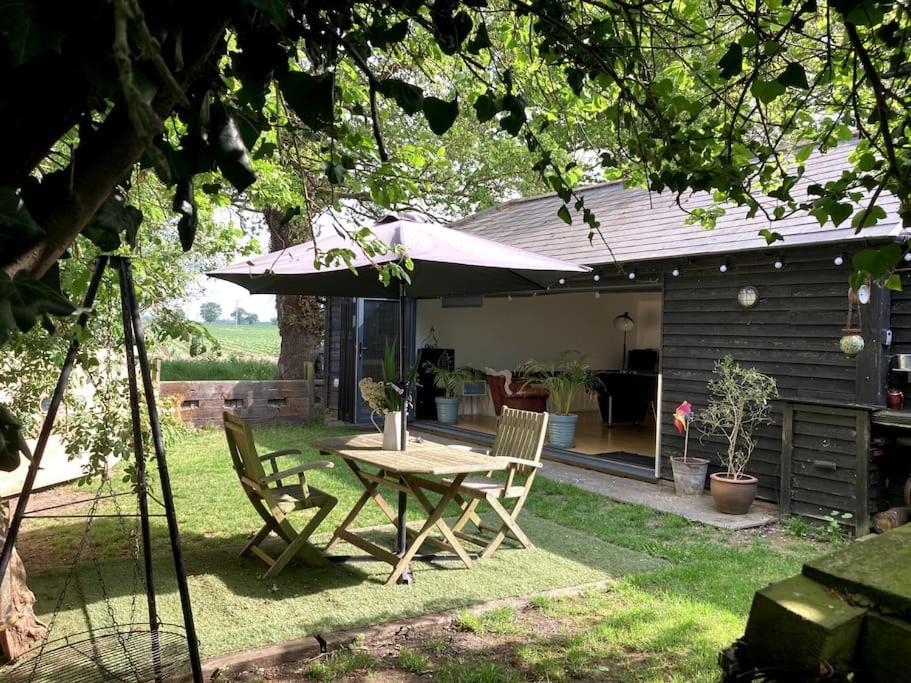 Crossing Retreat - Pool Table, Projector, Barn Tunstead (Norfolk) Exterior foto